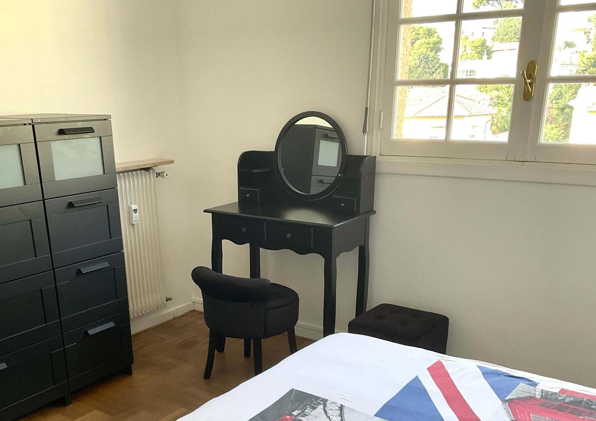 Appartamento Lympia - One Bedroom Near The Port